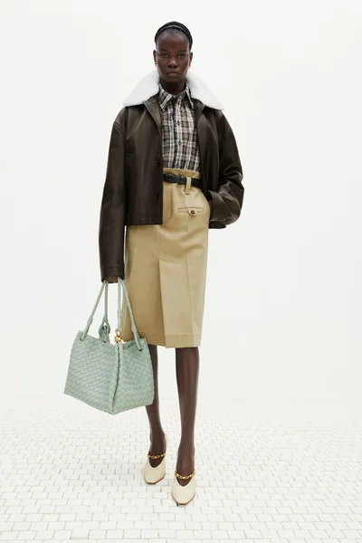 Look 3